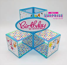 This picture shows you how easy it is to turn a cardboard box into a castle. Triple Pop Up Cube Card Mixed Up Craft