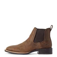 Shop designer chelsea boots for men on farfetch for a variety of style to suit your personal aesthetic. Booker Ultra Western Boot Ariat