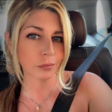 BOOK REVIEW: WHY DOES HE DO THAT? INSIDE THE MINDS OF ANGRY AND CONTROLLING  MEN by Lundy Bancroft...this is an incredibly important book every survivor  MUST read. Here's some takeaways: I hasten