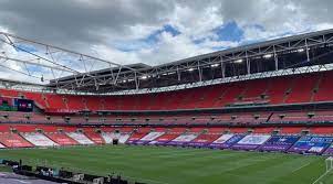 Het stadion zal de naam emirates stadium voor minimaal 15 jaar dragen. Arsenal V Chelsea Emirates Fa Cup Final Wembley Stadium Team News