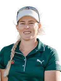 Casandra Hall's Instagram, Twitter & Facebook