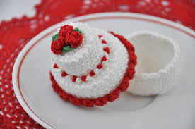 Lavori uncinetto natalizi, vendesi € 30 centro all.uncinetto fatto a mano originale e delicato centro all.uncinetto., lavori uncinetto natalizi. Segnaposto Matrimonio Alluncinetto Schemi