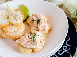 Here i am with another thanksgiving recipe my mom has been making for a million years and i figured i should share it because it is a good one. Quick Salmon Pate Recipe Viva
