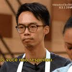 Perdido, Abel vacila no tempo, não entrega prato e deixa o "MasterChef"