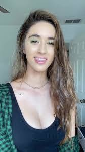 Natalie Amoroso's Instagram, Twitter & Facebook