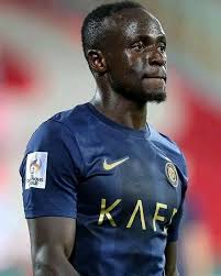Sadio Mane, a Senegalese soccer star, earns approximately $10.2 million  annually. He gave the world a rude awakening after some fans were  flabbergasted when they saw him carrying a cracked iPhone 11.