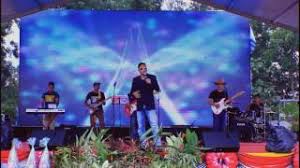 Pujangga menyatakan oh cinta berharga. Chords For Anak Saleem Iklim Band The Fire Fingers Hakikat Sebuah Cinta