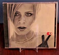 ROBYN IS HERE CD Value Guaranteed from eBay's biggest seller! £4.04