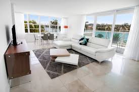 The hotel that has the most 2 bedroom suites is fontainebleau miami beach. Great Location Good Accomodations Review Of 11 8 Guests Deluxe 3 Bedroom Suite Bay View Seacoast Suites Miami Beach Fl Tripadvisor