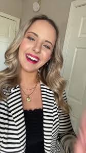 Amber Langford's Instagram, Twitter & Facebook