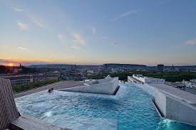 Hurlimann Areal Zurich Wellness Fur Den Gaumen Nzz Bellevue Spa Hotel Hotels Dachterrasse Mit Pool