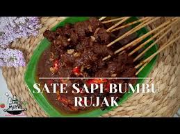 Setelah matang disajikan dengan kecap manis, irisan bawang merah, dan tomat. Resep Sate Sapi Bumbu Rujak Youtube