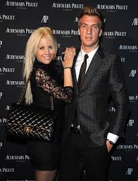 After she entered the show, ivana made it clear from the start that. Wanda Nara Maxi Lopez Wife De Artist