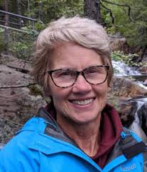 Debbie Leavitt's Instagram, Twitter & Facebook