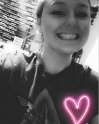 Linda Hirt's Instagram, Twitter & Facebook