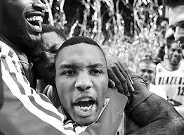 Noelle Cox's Instagram, Twitter & Facebook