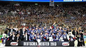 Die eisbären berlin bleiben mit ihrer vierten meisterschaft in fünf jahren das maß der dinge im deutschen eishockey. Eisbaren Berlin Deutscher Meister 2013 Berlin Sportmetropole
