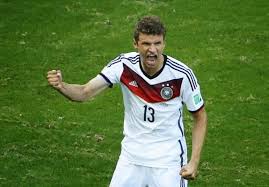 Als urbayer und fan des vereins ist es für thomas müller eine große ehre und herzensangelegenheit zugleich für den fc bayern münchen aufzulaufen. Free Thomas Muller Wallpapers 1024x640 Wallpaper Teahub Io
