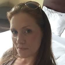 Keri Sloan's Instagram, Twitter & Facebook