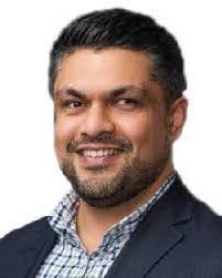 Anwar Habeeb's Instagram, Twitter & Facebook