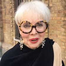 Rita Ellis Hammer has been singing since she was three years old. She broke  her ankle a few months ago but is finally able to hit the town right just  in time for Spring. #advancedstyle ...