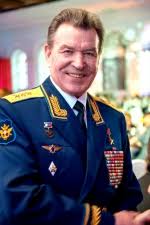 Отметим, в 1986 году генерал антошкин принимал участие в ликвидации последствий аварии на. Duk8w92h5kfxnm