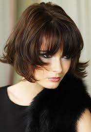 pin by kire sleator on frisuren bobbed hairstyles with fringe medium length hair styles chin length hair