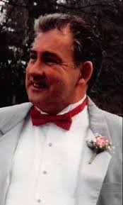 Ken Dube's Instagram, Twitter & Facebook