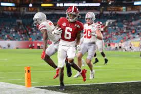 Kick it off with usa today's live streaming mock draft, hosted by draft wire's luke easterling, in the video player above. Nfl Mock Draft Simulation Eagles Still Go Wide Receiver At No 12 Bleeding Green Nation