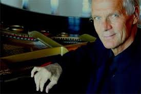 Full Moon Poets and 101 Artists Colony Poetry Slam Spring 2024** > Emcees,  Dr Marit Anderson of Awaken the Poet Within and Danny Salzhandler of 101  Artists Colony in Encinitas, bring