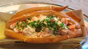 • 2 hummer, alternativt 2 bein av kongekrabbe eller 600 gram reker. Smack Lobster Roll London Restaurantanmeldelser Tripadvisor
