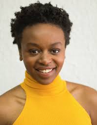 Zoe Edwards's Instagram, Twitter & Facebook