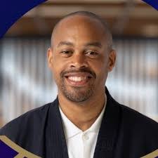 Steve Schneeberger's Instagram, Twitter & Facebook