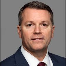 Nadine Roper's Instagram, Twitter & Facebook