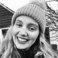 Alicia Whiting's Instagram, Twitter & Facebook