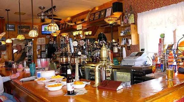 Four Deuces Saloon – The Best bar in Tombstone