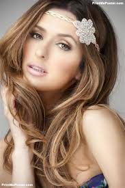Poster Of Blonde Beauty Poster Walldecor Printmeposter Best Hair Salon Hair Styles Black Hair Salons
