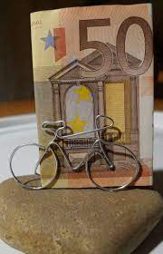 Anleitung tutorial alufolie modellieren tricks 1 3 youtube. Eine Einladung Zu Einem Runden Geburtstag Mit Dem Geschenkwunsch Bares Fur Ein Neues Rennr Geldgeschenk Fahrrad Basteln Fahrrad Basteln Geldgeschenke Basteln