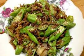 Resepibendi #bendigoreng bendi goreng telur berlada resepi bendi bwang putih* bawang merah* lada merah* belacan* cili. Sayur Bendi Goreng Ikan Bilis
