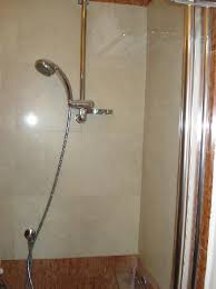 Dieses art des duschsystems gibt es auch mit badewannenarmatur. Duschbrause In Der Badewanne Aufnahme Von Hotel Milton Roma Tripadvisor