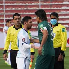 Marcelo martins moreno (born 18 june 1987 in santa cruz de la sierra, bolivia), known as marcelo martins or marcelo moreno, is a bolivian professional. Lionel Messi Legt Sich Bei Argentinien Bolivien Mit Physio An