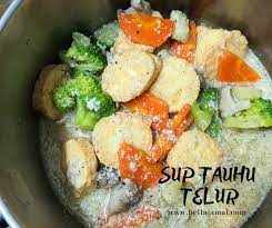 Sup tahu telur yang biasanya dipersembahkan dengan menggunakan 12 bahan dan 5 langkah demi langkah sekarang bahkan semakin mudah diciptakan sendiri. Resepi Sup Tauhu Telur Tofu Jepun Ini Adalah Bellarina Natasya