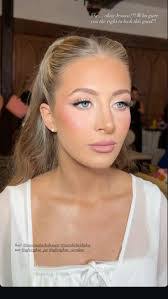 Alexis Hutton's Instagram, Twitter & Facebook