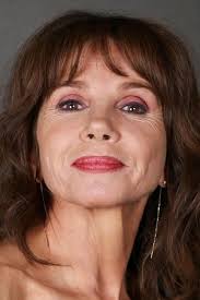 Perla Vonasek : biographie, filmographie, photos & vidéos