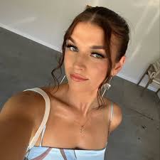 Abbey Thomson (@abbeythomsonn) · Instagram 照片和视频