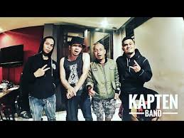 Vokalis band 'kapten' ahmad zaki alias zaky ditangkap polisi gegara penyalahgunaan narkotika jenis sabu. Kapten Is Back Rekaman Single Pertama Superhero Ternyata Live Recording Youtube