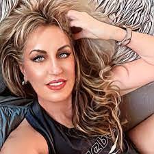 April Greco's Instagram, Twitter & Facebook