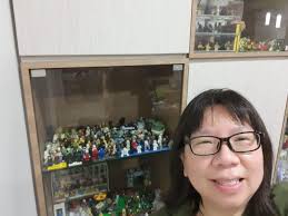 Having fun with my Lego display!