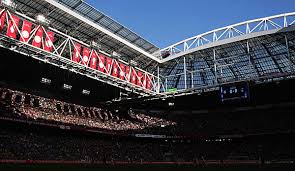 Eintracht frankfurt unterliegt ajax amsterdam mit 1:2. Nachste Saison Stadion Von Ajax Wird Nach Johan Cruyff Benannt