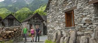 All locations and spots in mendrisio, tessin, switzerland marked by people from around the world. Wanderurlaub Im Tessin Von Bellinzona Uber Den Luganersee Bis Mendrisio 6 Ubernachtungen Buchen